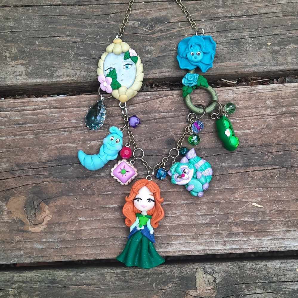 The Princess and The Pea Necklace 🐛🥀🦠👑